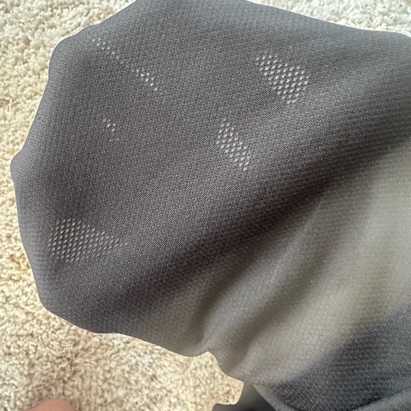 Lululemon tank top - Picture 4 of 4